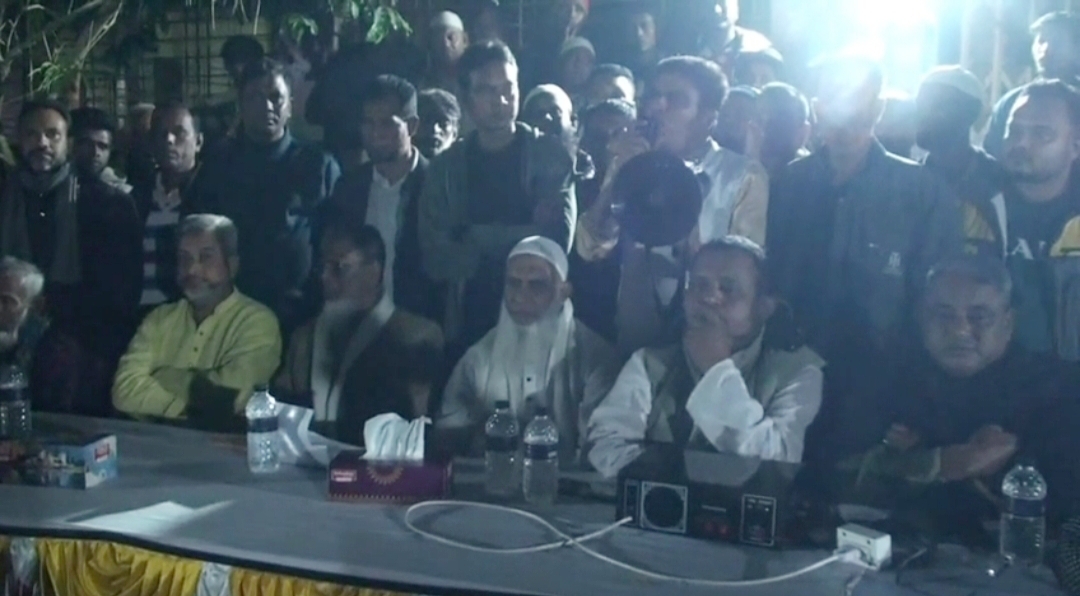 নাটোর – ২ আসনের বিএনপির প্রার্থীকে বিজয়ী করার লক্ষ্যে উঠান বৈঠক