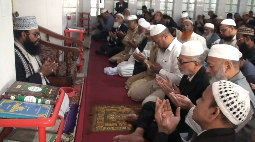 নাটোরে জেলা আইনজীবী সমিতির দোয়া মাহফিল অনুষ্ঠিত