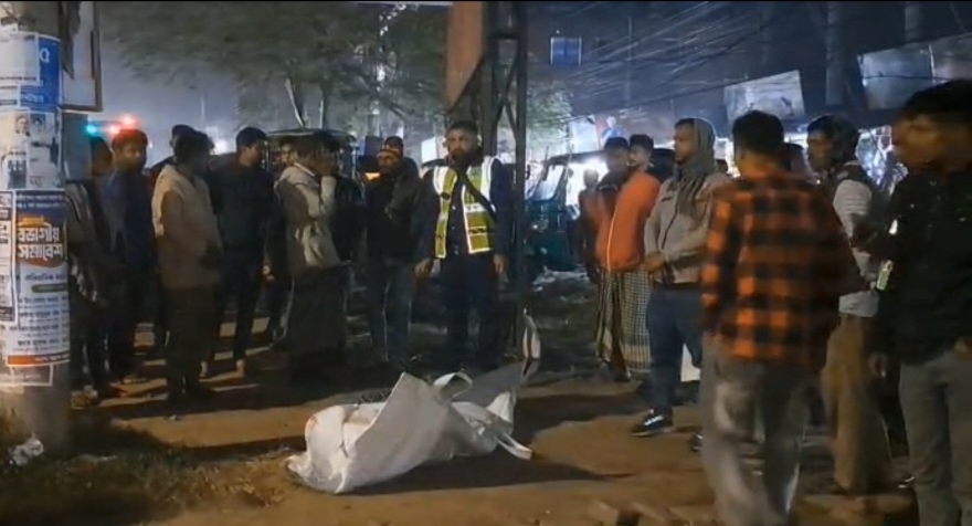 নাটোরে সড়ক দুর্ঘটনায় মোটরসাইকেল আরোহীর মৃত্যু