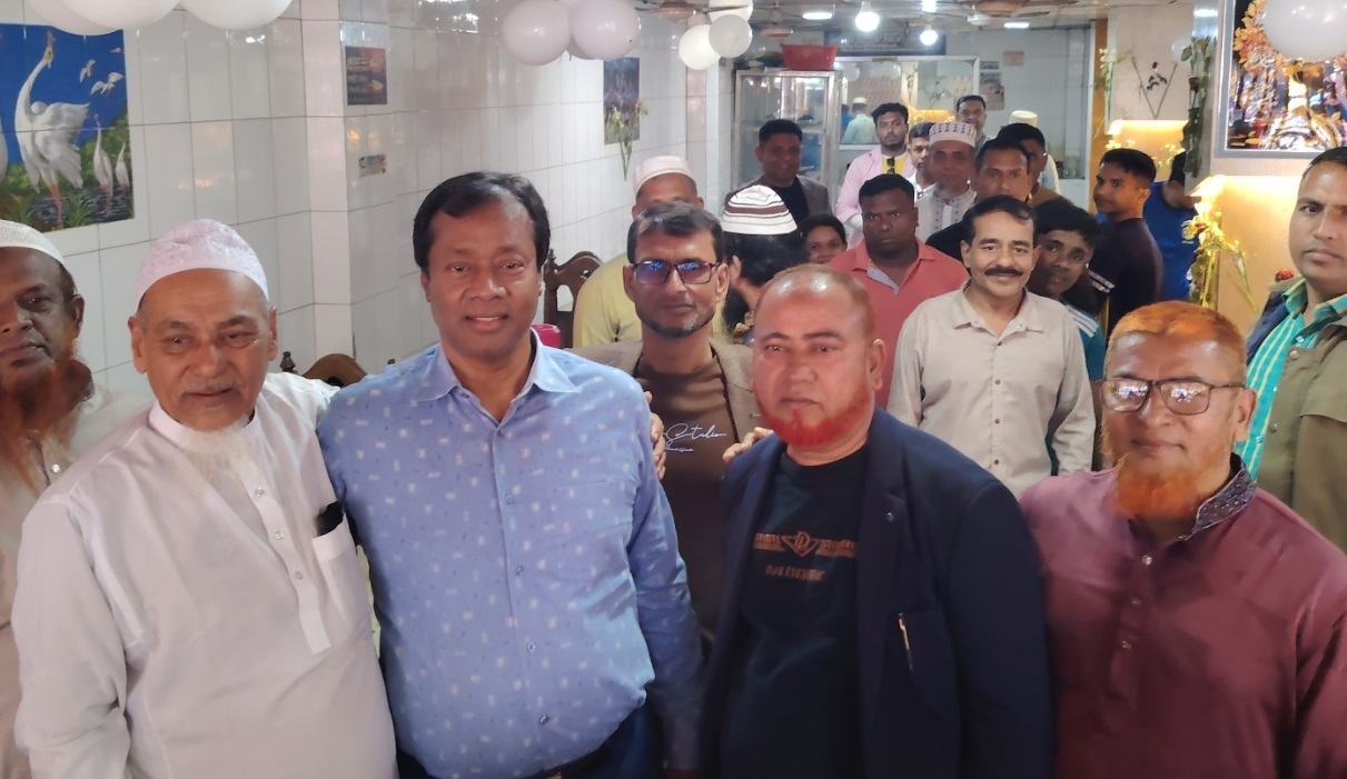 লোহাগড়ায় নতুন আঙ্গিকে পলাশ হোটেল এন্ড রেস্টুরেন্টের উদ্বোধন