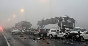 ঘন কুয়াশায় ভয়াবহ দুর্ঘটনার কবলে অসংখ্য বাস-ট্রাক-গাড়ি, ভিডিও ভাইরাল