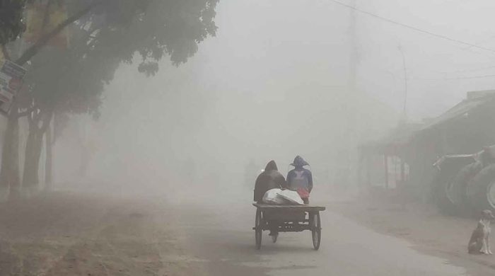 জেঁকে বসেছে শীত, দুঃসংবাদ দিল আবহাওয়া অফিস