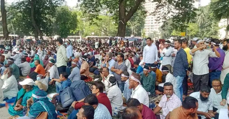 দেশজুড়ে শিক্ষকরা কর্মবিরতিতে, হচ্ছে না বার্ষিক পরীক্ষা