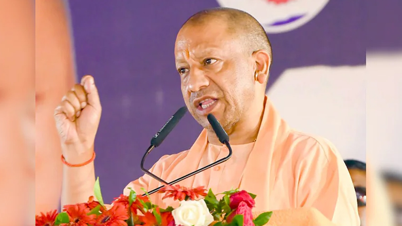 বাংলাদেশ প্রসঙ্গে বিরোধীদের কঠোর সমালোচনায় উত্তর প্রদেশের মুখ্যমন্ত্রী