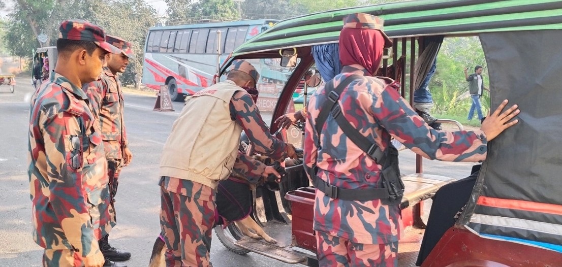 খুলনায় এনসিপি নেতাকে গুলি: বেনাপোল সীমান্তে বিজিবির কড়া নজরদারি