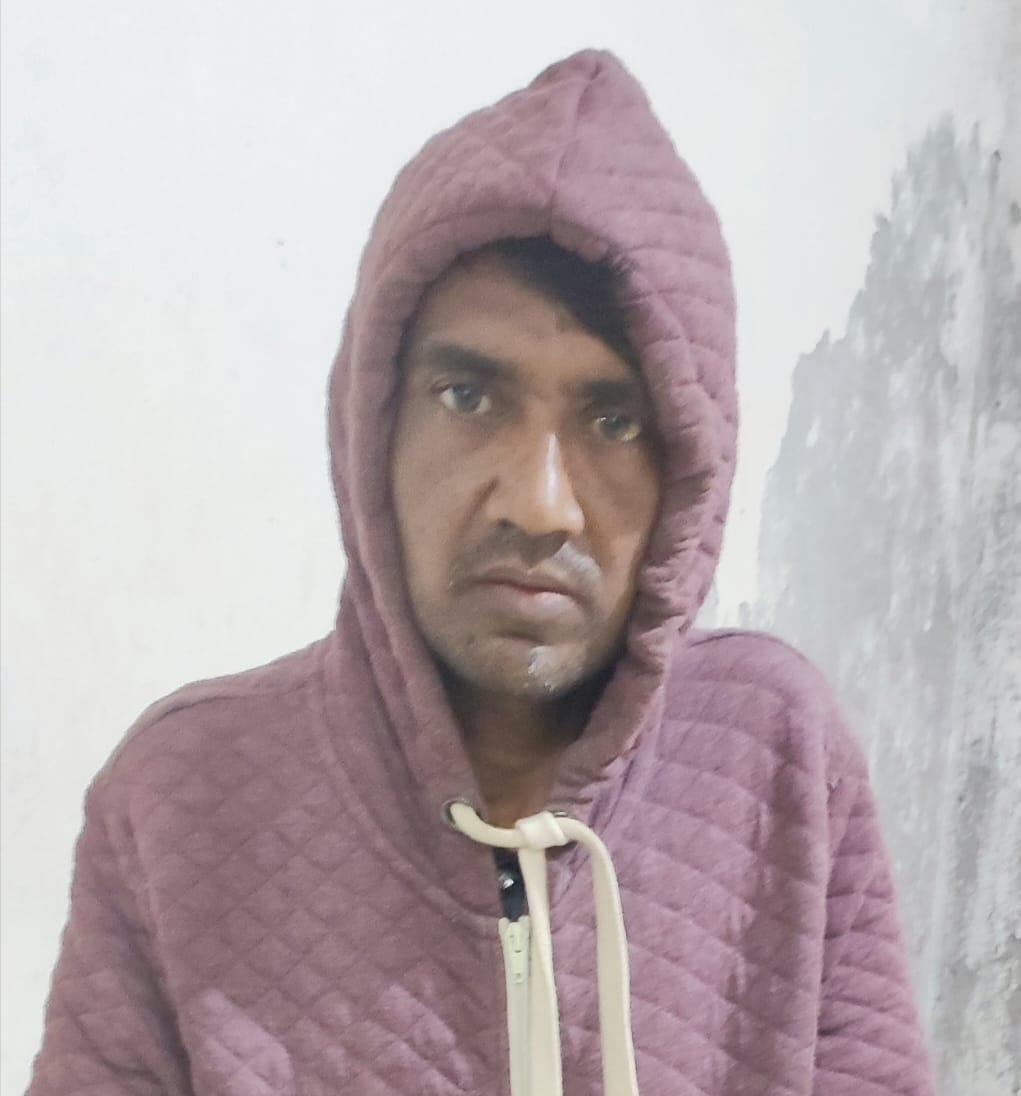 বাউফলে পুলিশের অভিযানে তিন পিস ইয়াবাসহ একজন আটক