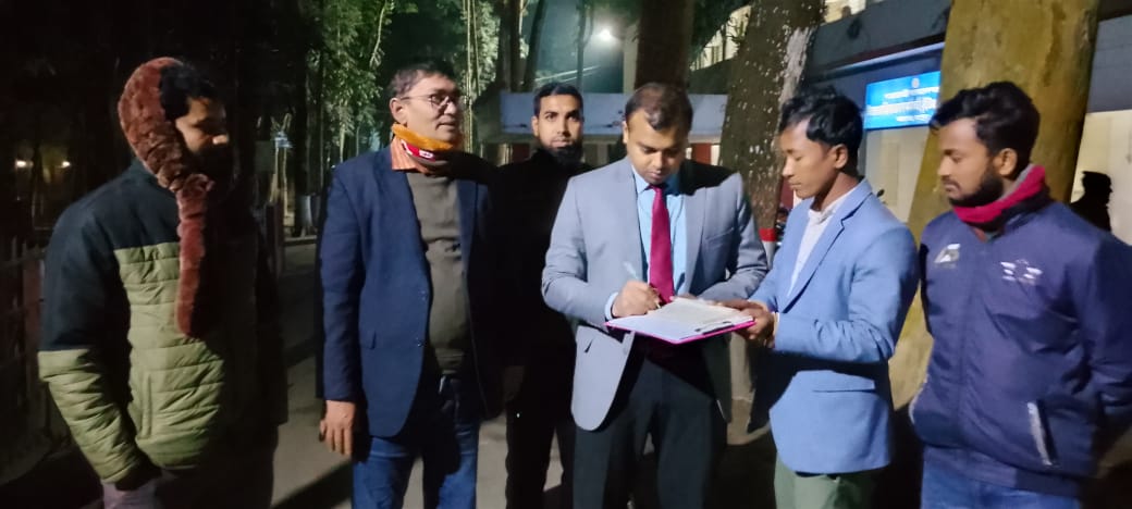 রংপুরের তারাগঞ্জে কৃষি জমির মাটি উত্তোলনের অভিযোগে জরিমানা