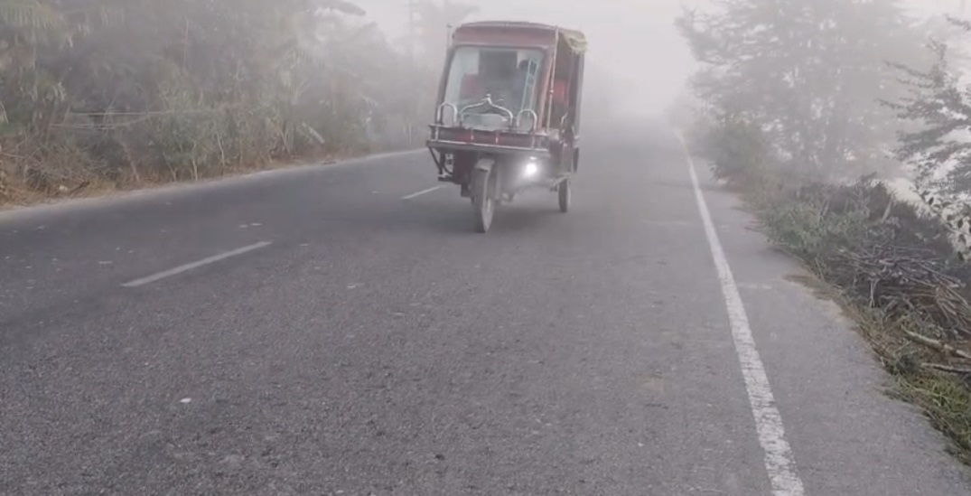 কুয়াকাটায় ঘন কুয়াশা ও হিম বাতাসে জনজীবনে চরম ভোগান্তি