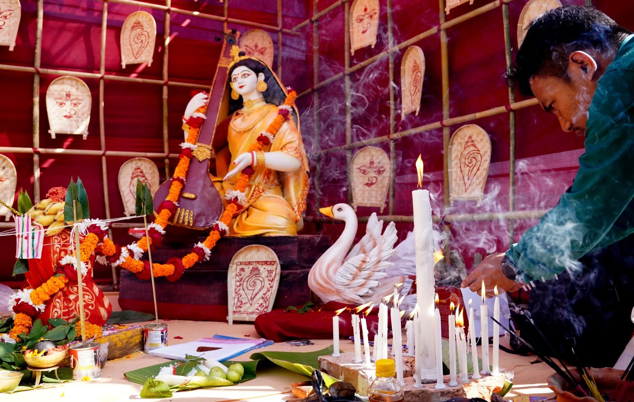 রাবিপ্রবিতে নানা আয়োজনে শ্রীশ্রী সরস্বতী পূজা উদযাপিত