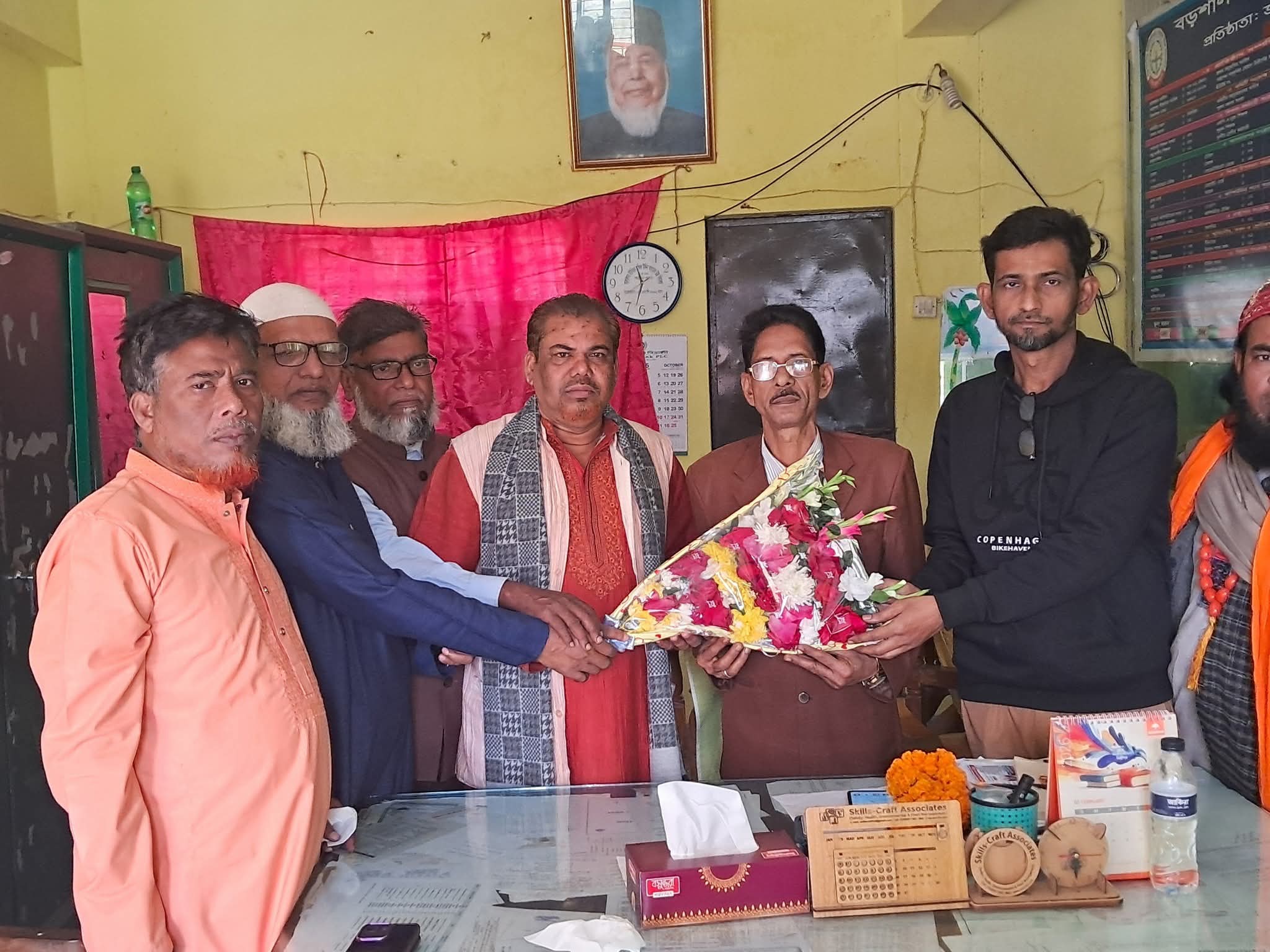 বড়শালঘর ইউনিয়ন মফিজ উদ্দিন আহমদ উচ্চ বিদ্যালয়ের ভারপ্রাপ্ত প্রধান শিক্ষক হিসেবে দায়িত্ব নিলেন আমজাদ হোসেন