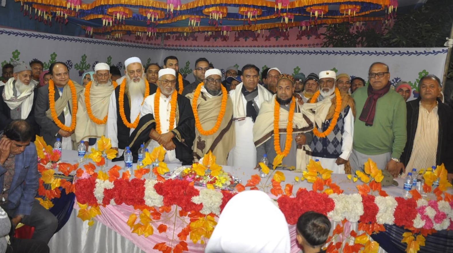 শরীয়তপুরের ভেদরগঞ্জে বিএনপি প্রার্থীর পক্ষে আওয়ামীলীগ নেতার দৌড়ঝাঁপ