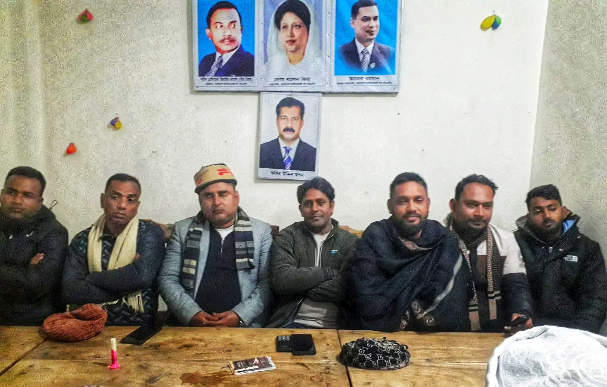 আগৈলঝাড়ায় স্বেচ্ছাসেবক দলের আয়োজনে খালেদা জিয়ার রুহের মাগফেরাত কামনায় দোয়া ও মোনাজাত অনুষ্ঠিত