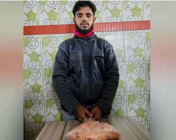 মোহনগঞ্জে ১০ হাজার পিস ইয়াবা সহ এক যুবক আটক