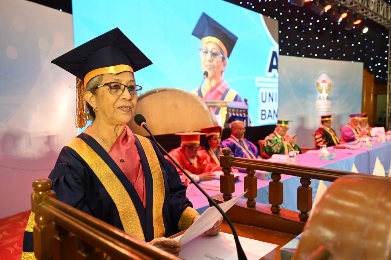 ডিগ্রির মর্যাদা উজ্জ্বল ও অক্ষুণ্ণ রাখতে  শিক্ষার্থীদের প্রতি মৎস্য ও প্রাণিসম্পদ উপদেষ্টার আহ্বান