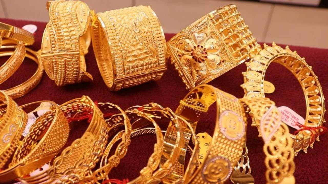 বিশ্ববাজারে স্বর্ণ-রুপা রেকর্ড দামে