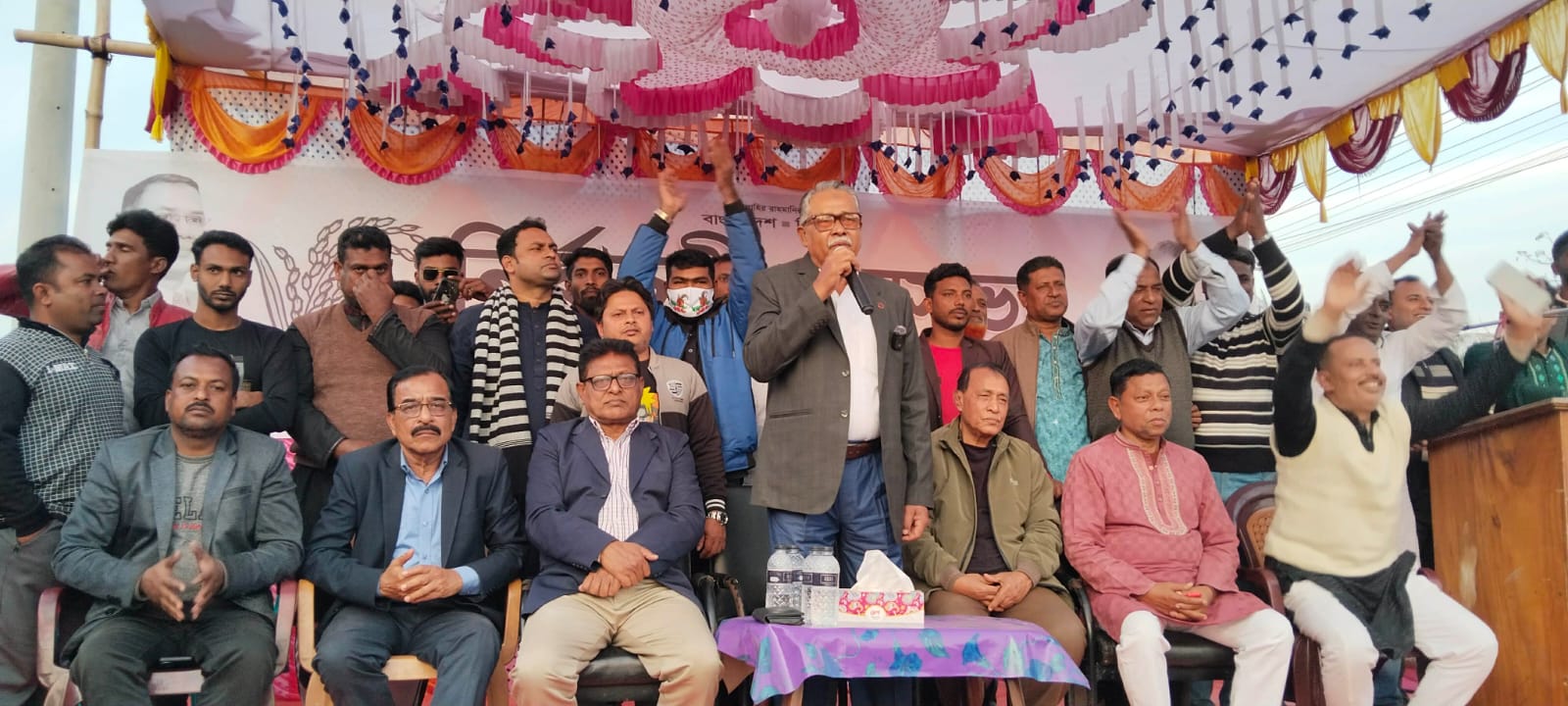দেবহাটার কুলিয়াতে বিএনপির প্রার্থী আব্দুর রউফের জনসভা অনুষ্ঠিত