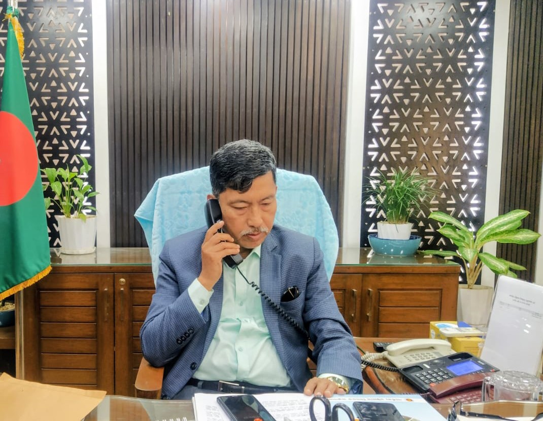 পার্বত্য চট্টগ্রামে শান্তি-শৃঙ্খলা রক্ষায় ডিসি-এসপিদের তৎপর থাকার নির্দেশ দিলেন পার্বত্য মন্ত্রী