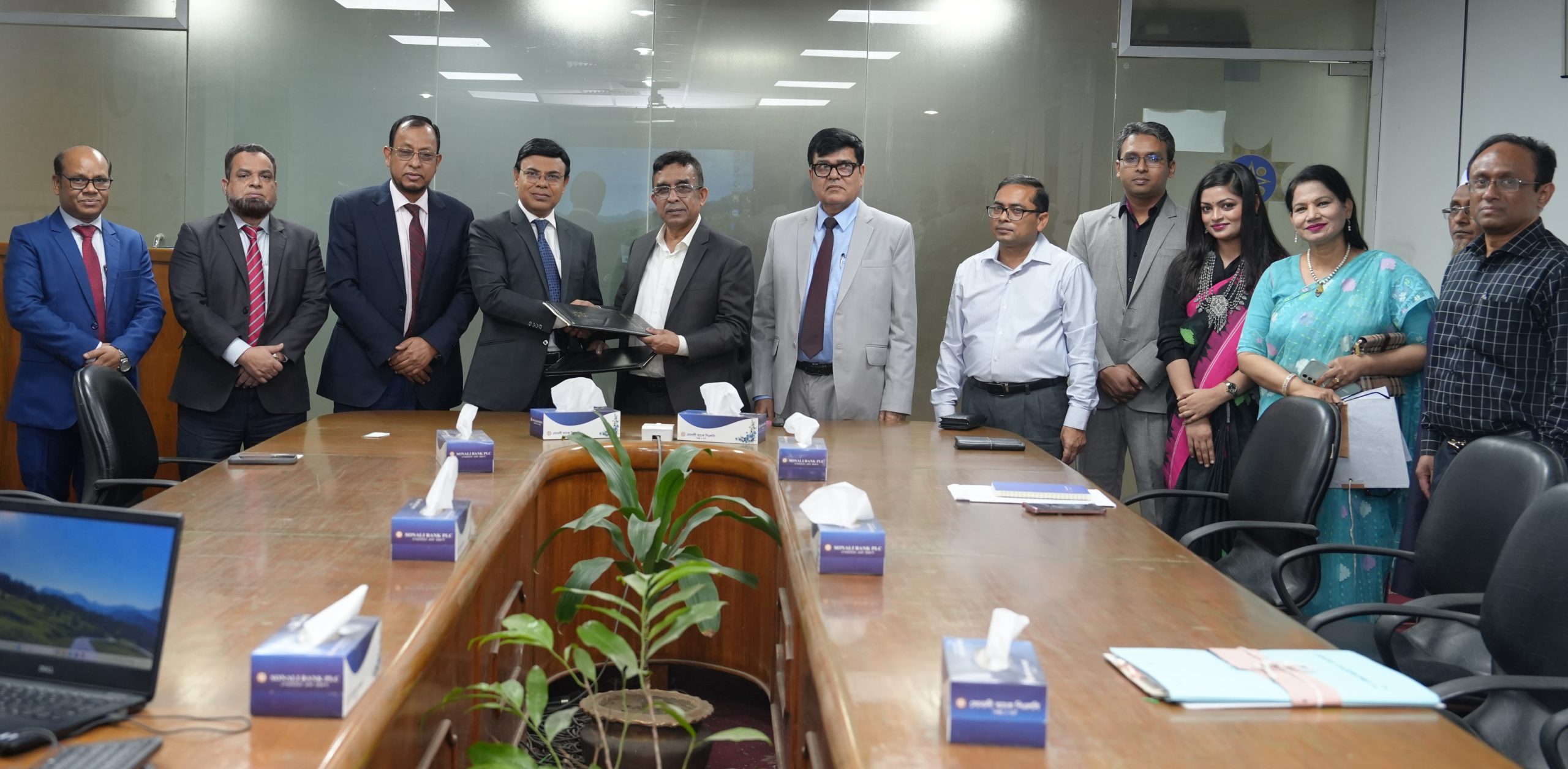 সোনালী ব্যাংক ও পপুলার ডায়াগনস্টিকের মধ্যে কর্পোরেট স্বাস্থ্যসেবা চুক্তি সম্পন্ন হয়েছে