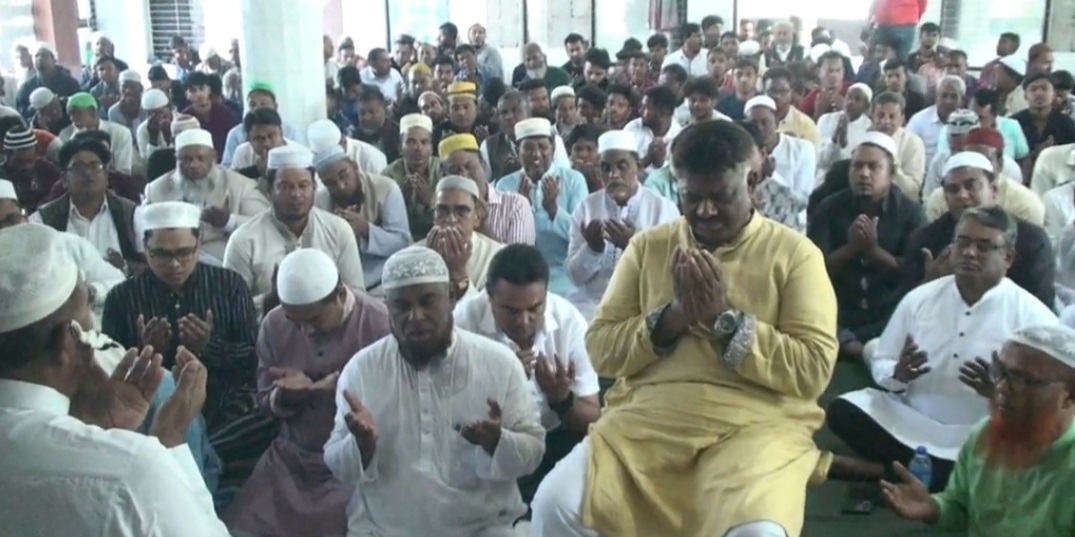 নাটোরে বিএনপির চারটি সংসদীয় আসনের বিজয় উপলক্ষে মসজিদে মসজিদে বিশেষ দোয়া