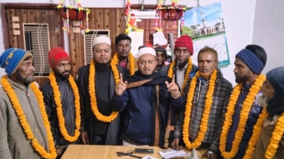 মোহনগঞ্জে কৃষক দলের সভাপতি ও সাধারণ সম্পাদক সহ ১০ জন জামায়াতে যোগদান