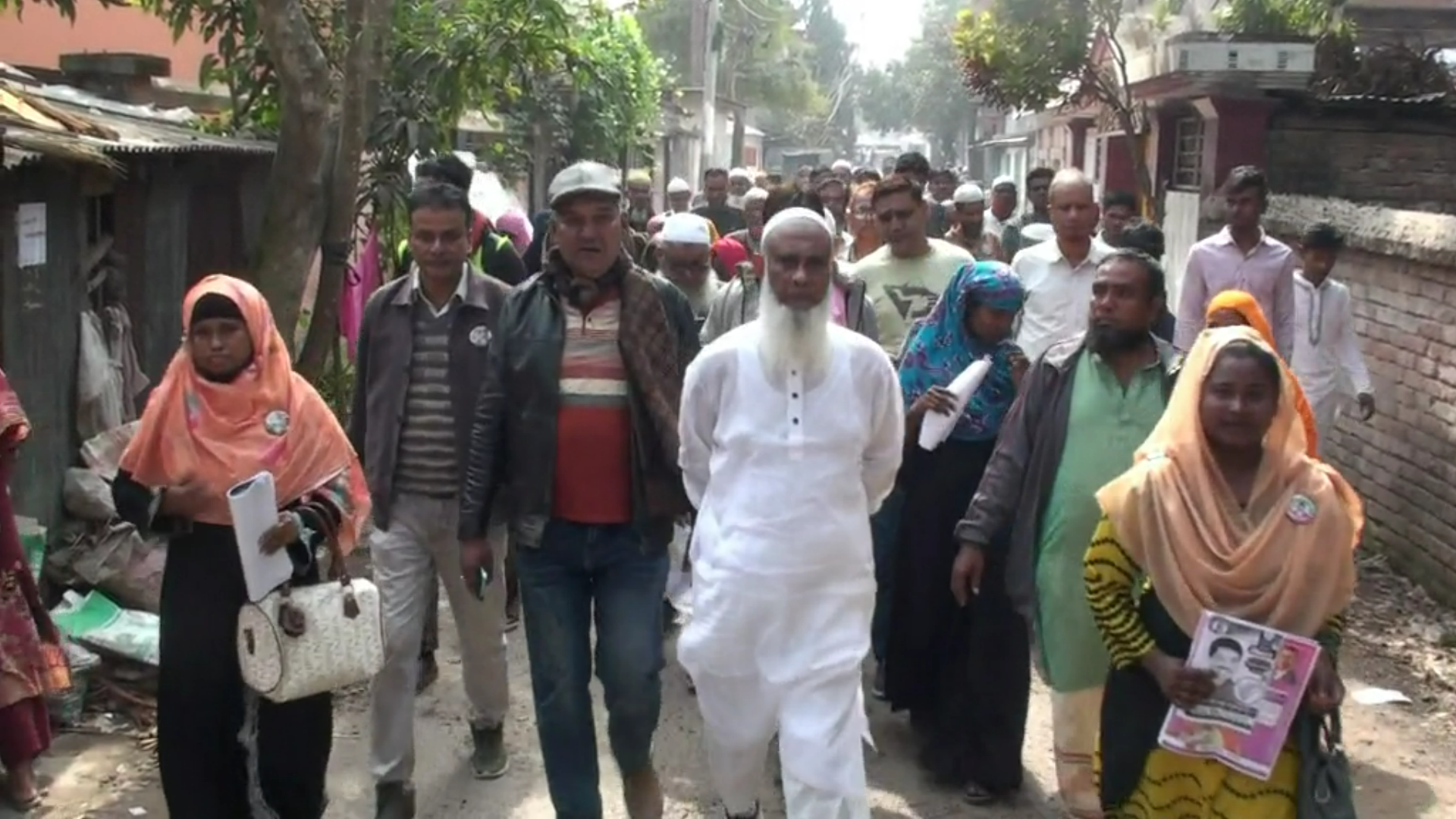 বিএনপির প্রার্থী রুহুল কুদ্দুস তালুকদার দুলুকে জয়ী করার লক্ষ্যে পৌসভার ৯ নং ওর্য়াডে নির্বাচনী প্রচারনা