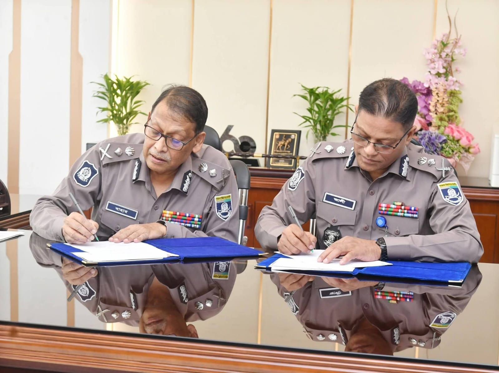 দায়িত্ব গ্রহণ করলেন নবনিযুক্ত আইজিপি
