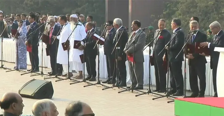 শপথ নিলেন ২৫ মন্ত্রী