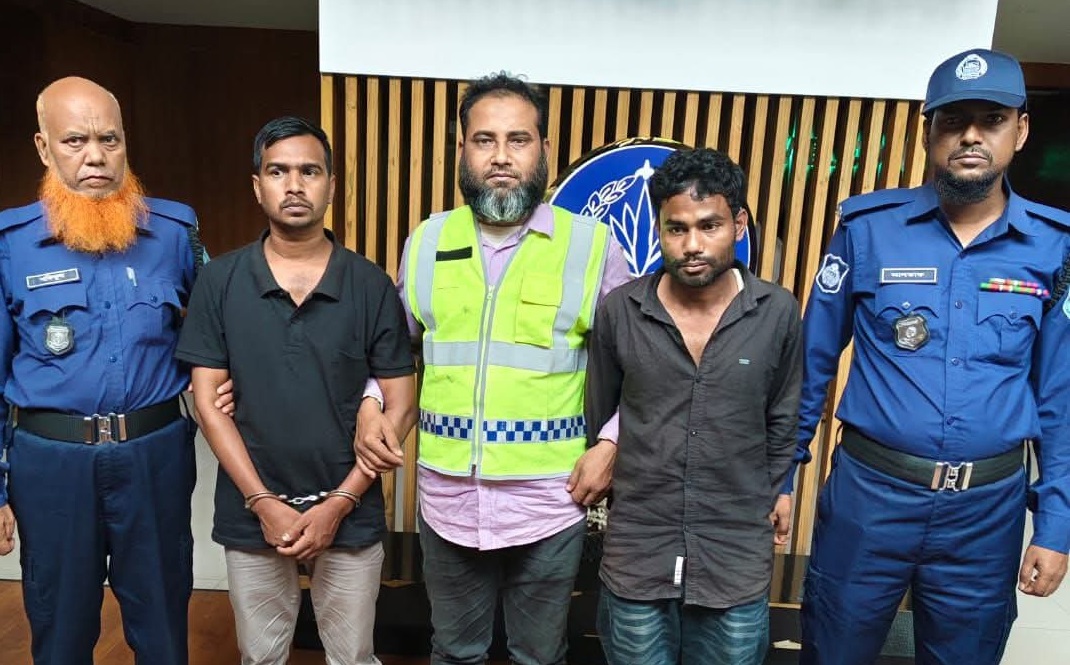 রংপুরের তারাগঞ্জে ইলেকট্রিশিয়ান মনজুরুল হত্যা মামলায় ২ জন গ্রেফতার, আদালতে প্রেরণ
