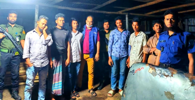 কোম্পানীগঞ্জে অবৈধ বালুবাহী ট্রাকের বিরুদ্ধে অভিযান ৯ চালককে অর্থদণ্ডে জরিমানা না দেওয়ায় ৪ জনের কারাদণ্ড