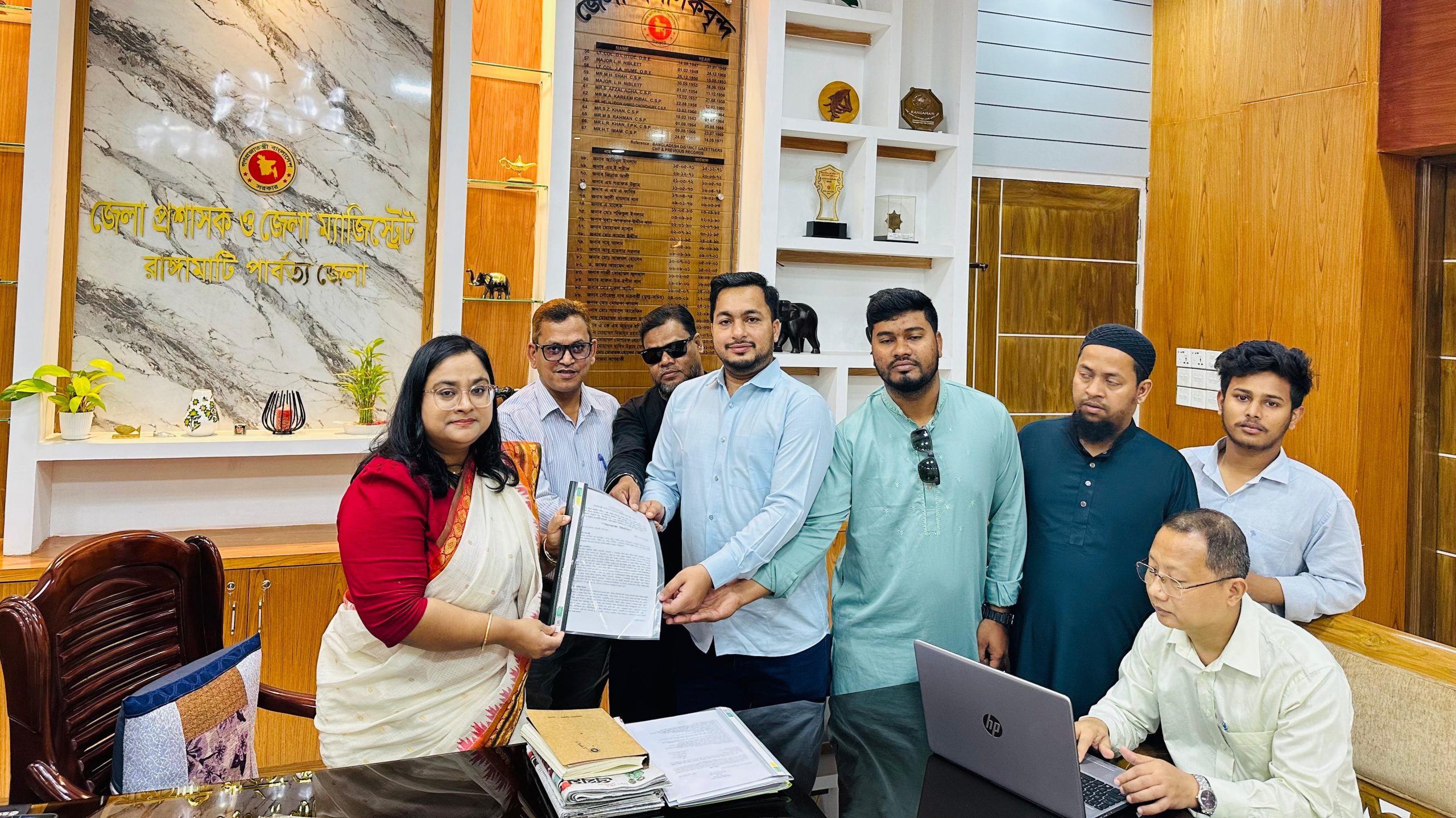 পার্বত্য চট্টগ্রামে ১২৬ বছরের শাসনবিধি বাতিলসহ ৭ দফা দাবিতে পিসিএনপি’র স্মারকলিপি