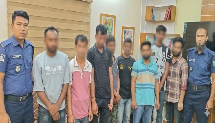 রাঙ্গামাটিতে পুলিশের অভিযানে ইয়াবাসহ ৮ মাদক কারবারি-সেবী গ্রেফতার
