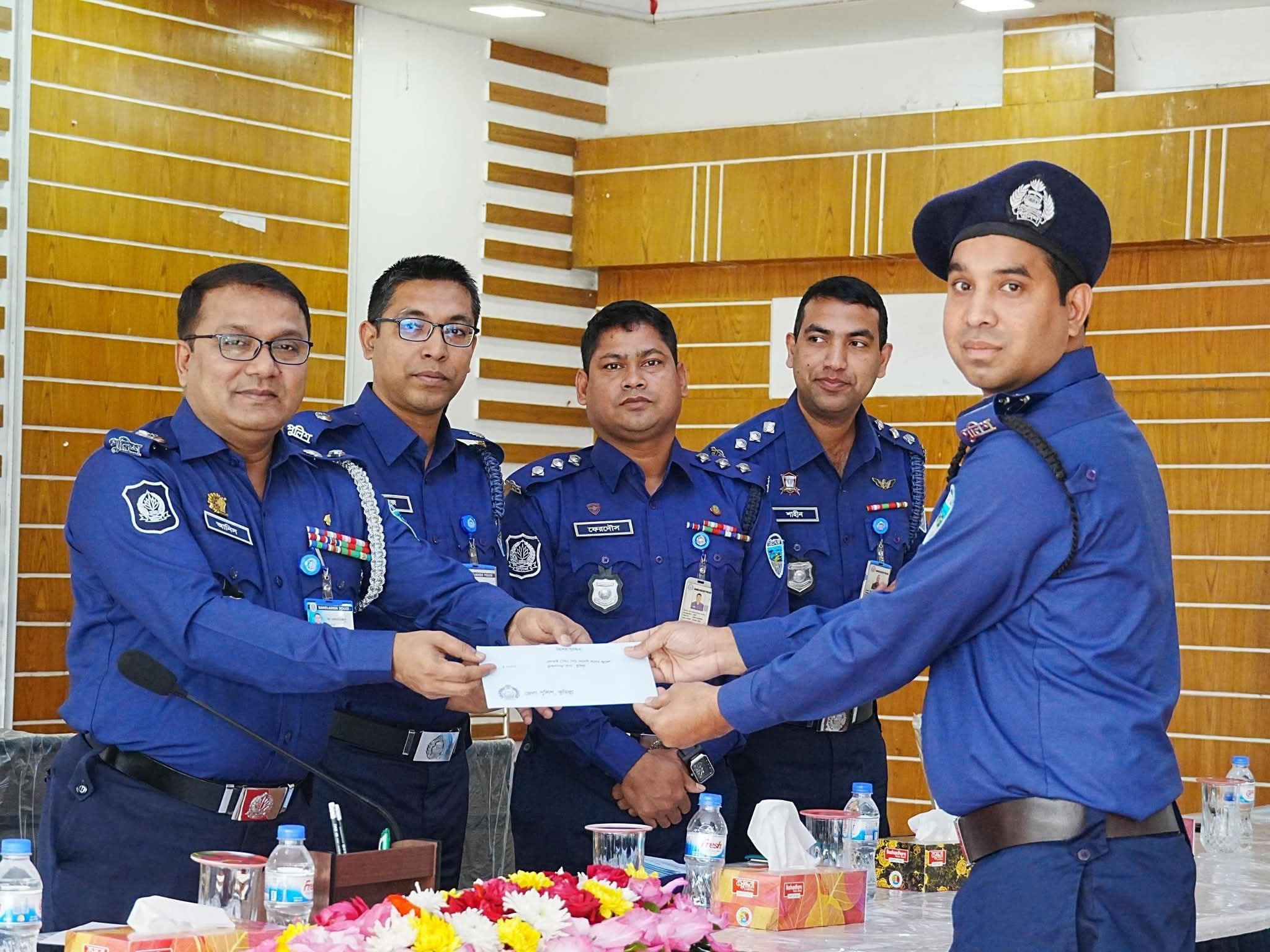 টানা তৃতীয়বার শ্রেষ্ঠ মাদকদ্রব্য উদ্ধারকারী অফিসার এসআই মেহেদী হাসান জুয়েল