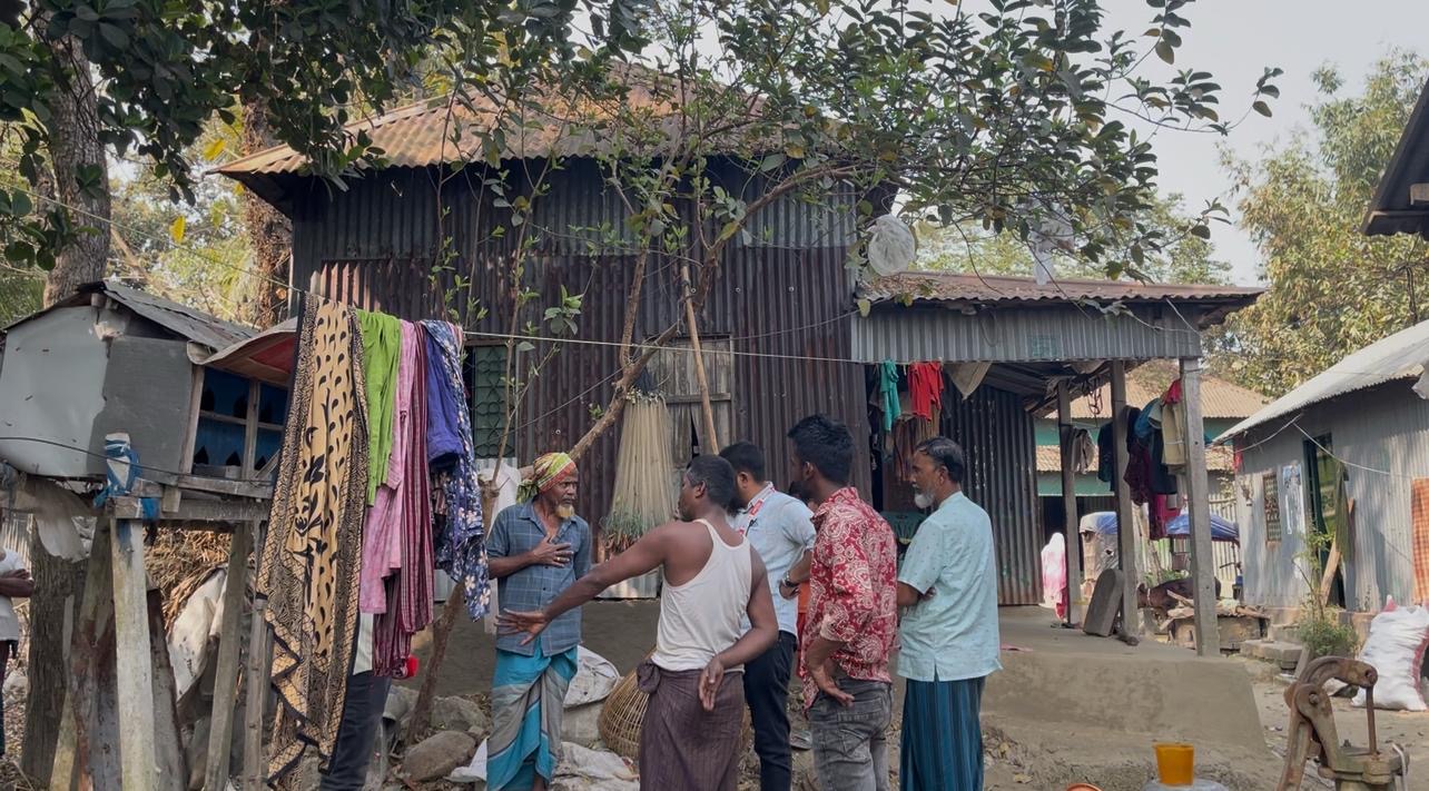 ধামরাইয়ে জোরপূর্বক জমি দখলে রাখার অভিযোগ
