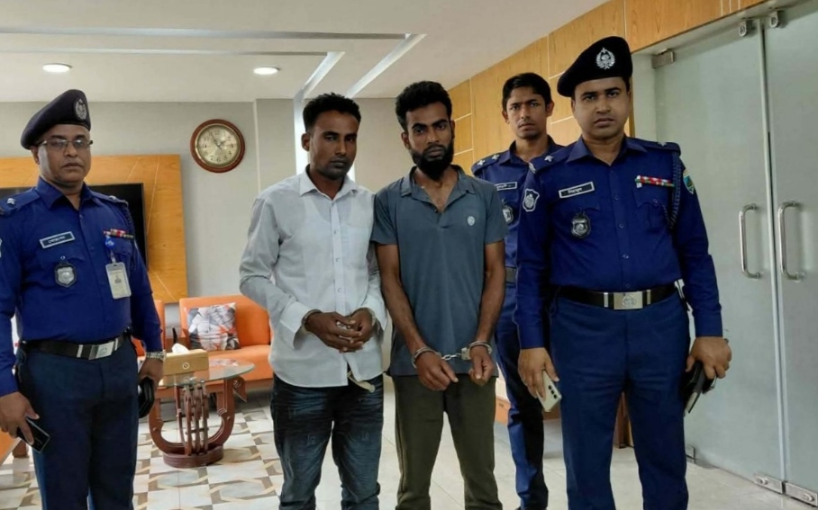 সেপটিক ট্যাংকে মিতুর লাশ: নওগাঁর চাঞ্চল্যকর হত্যাকাণ্ডের রহস্য উন্মোচন, গ্রেফতার ৪