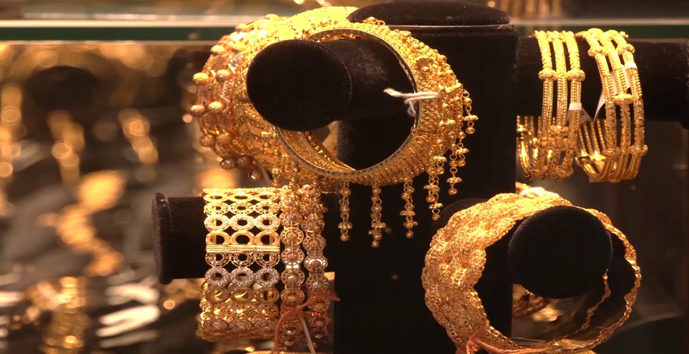 ৬ ঘণ্টার ব্যবধানে সোনার দামে বড় পতন