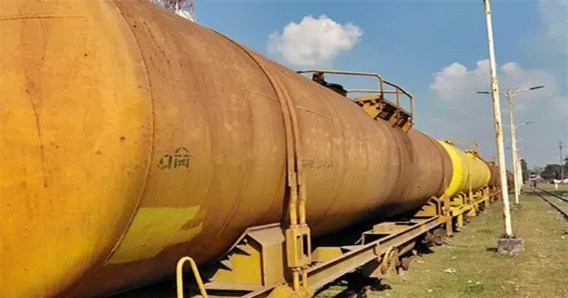 ভারত থেকে পাইপলাইনে আরও ৭ হাজার টন ডিজেল আসা শুরু