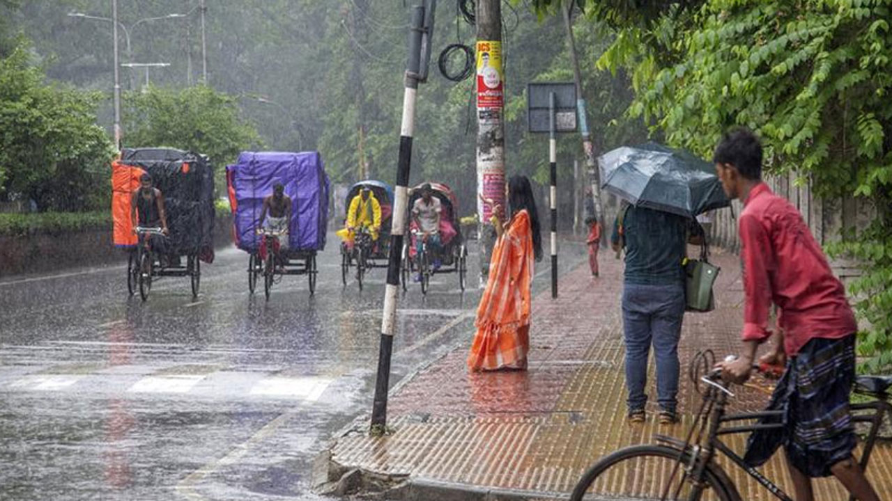 শনিবার থেকে দুই বিভাগে অতিভারি বৃষ্টির আভাস