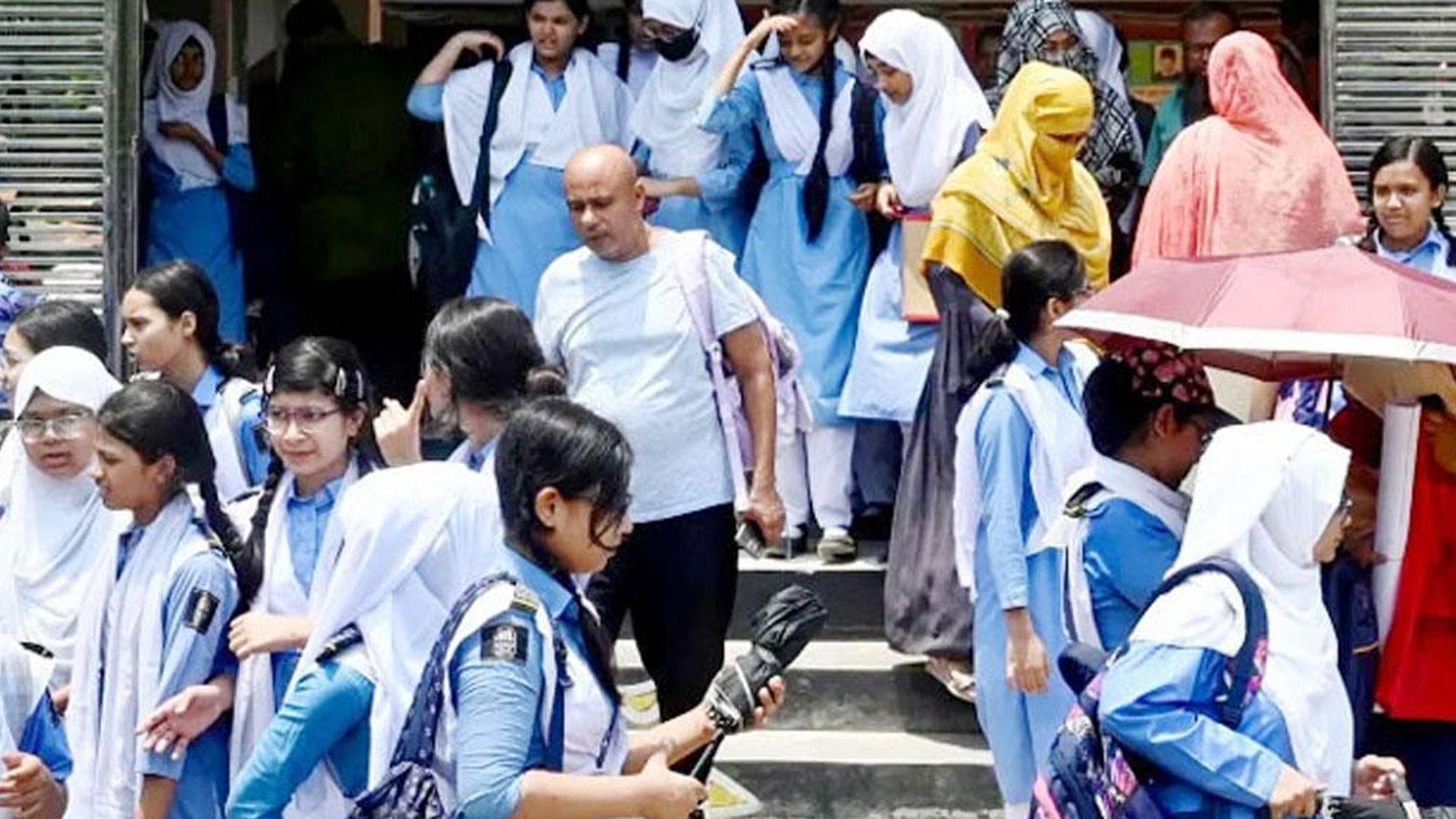 শিক্ষাপ্রতিষ্ঠানে অনলাইন-অফলাইন ক্লাশের সময়সূচি ঘোষণা