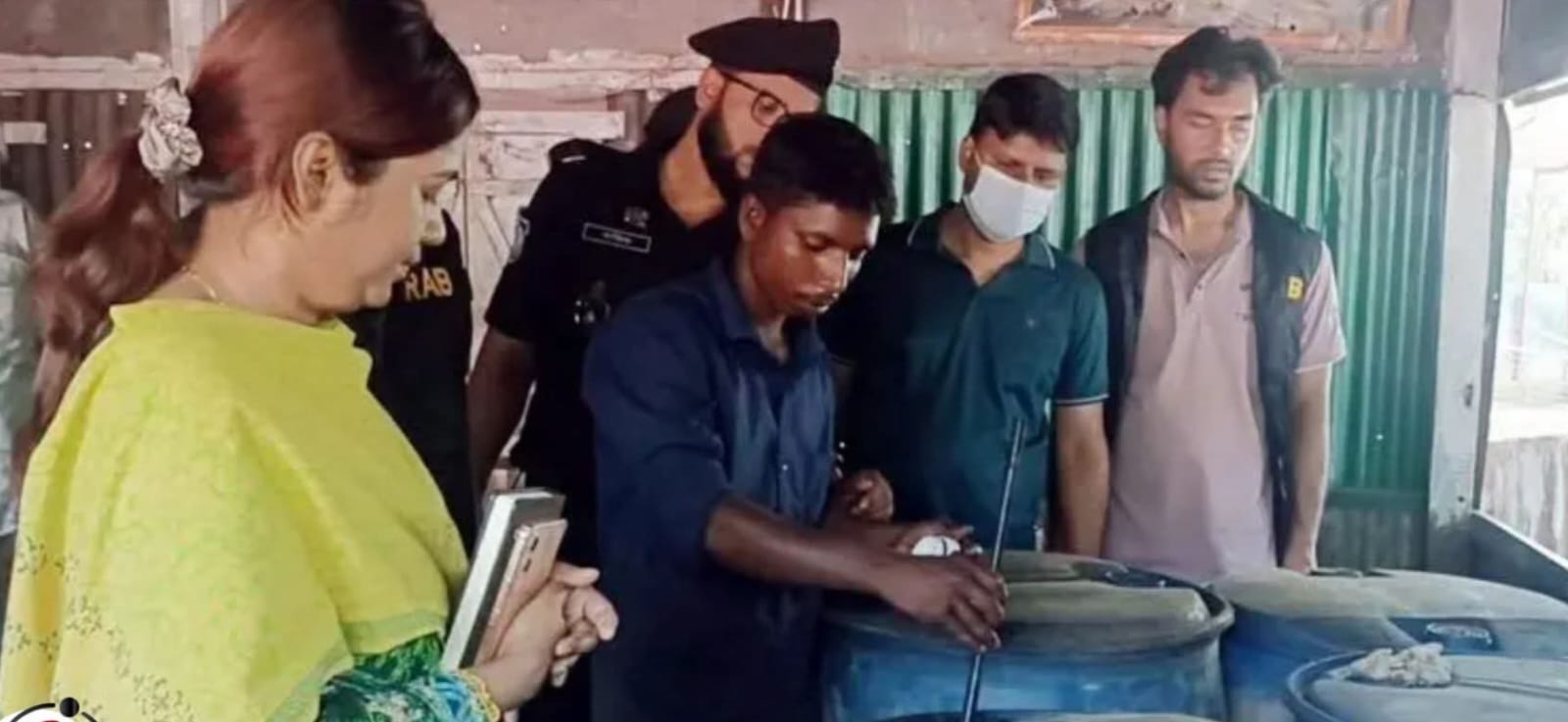 ব্রাহ্মণবাড়িয়ায় তেল সিন্ডিকেটের আস্তানা থেকে ১০ হাজার লিটার ডিজেল জব্দ