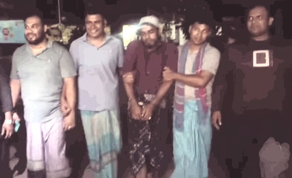 নোয়াখালীতে ১৯ মামলার আসামি মাসুদ গ্রেফতার