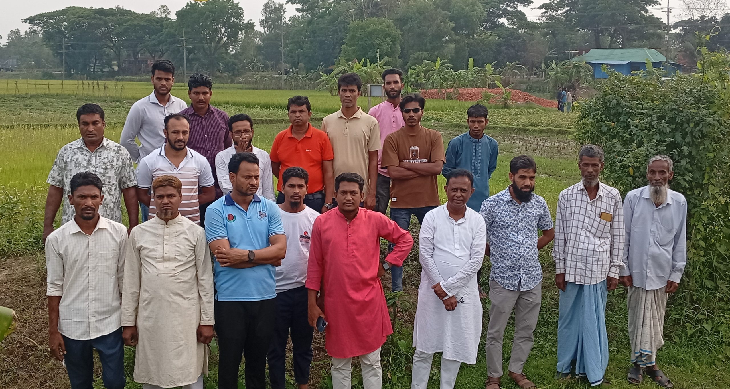 কৃষকদের অভিযোগের প্রেক্ষিতে জমি পরিদর্শনে কৃষকদল