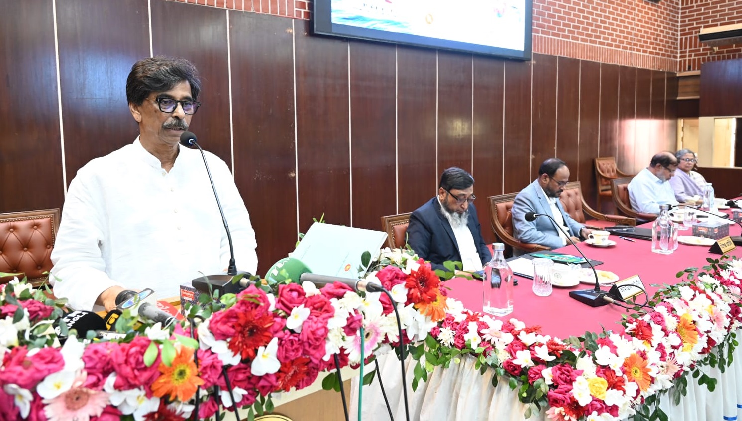 জাটকা উৎপাদন বাড়াতে বিজ্ঞানীদের গবেষণায় সক্রিয় অংশগ্রহণ জরুরি: মৎস্য ও প্রাণিসম্পদ মন্ত্রী