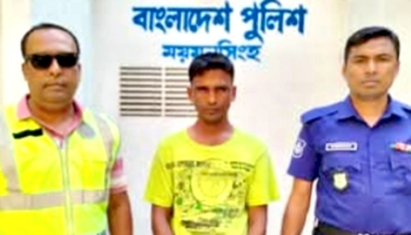 ৪টি মাদক মামলার ওয়ারেন্টভুক্ত পলাতক আসামি আজিজ গ্রেপ্তার