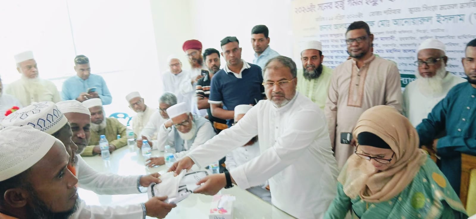 সিংড়ায় হাজী সমাবেশ অনুষ্ঠিত
