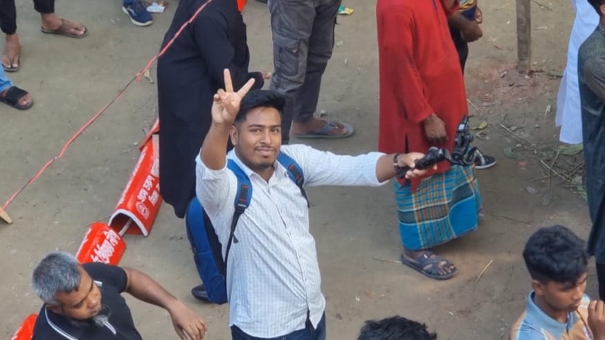 ৫ বছরে পদার্পণ ‘দৈনিক আজকালের কণ্ঠ’ আমার কাছে কেবল কর্মস্থল নয়, এক আবেগের নাম: আব্দুল্লাহ আল মাহীদ