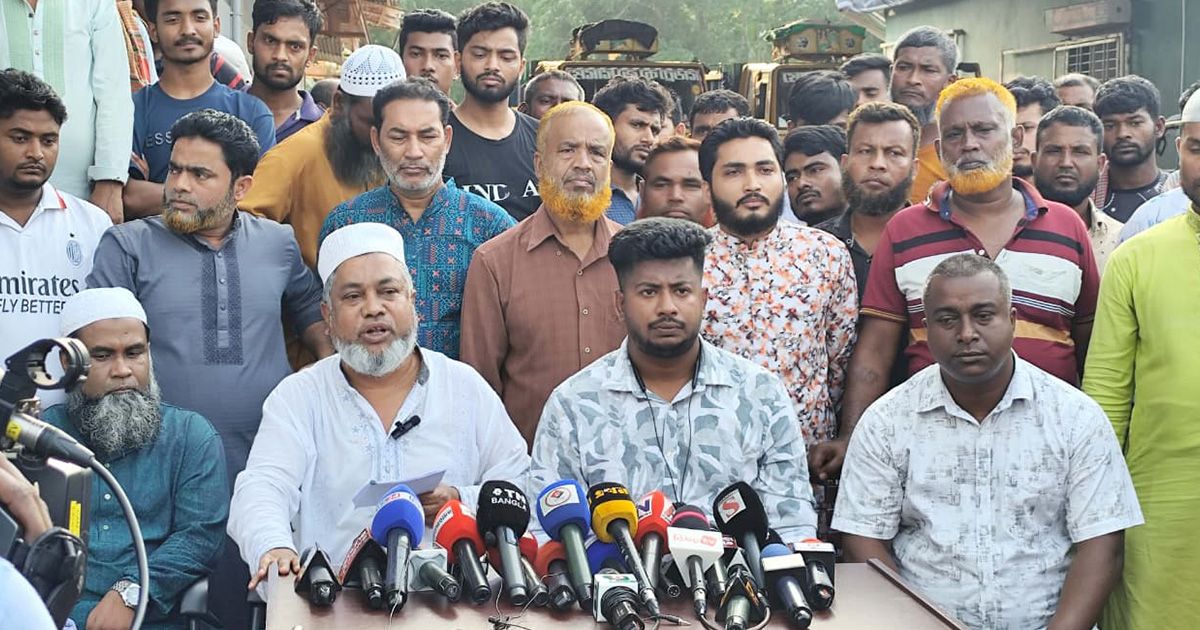 ভোলায় তেলের তীব্র সংকট, চরম ভোগান্তিতে জনজীবন