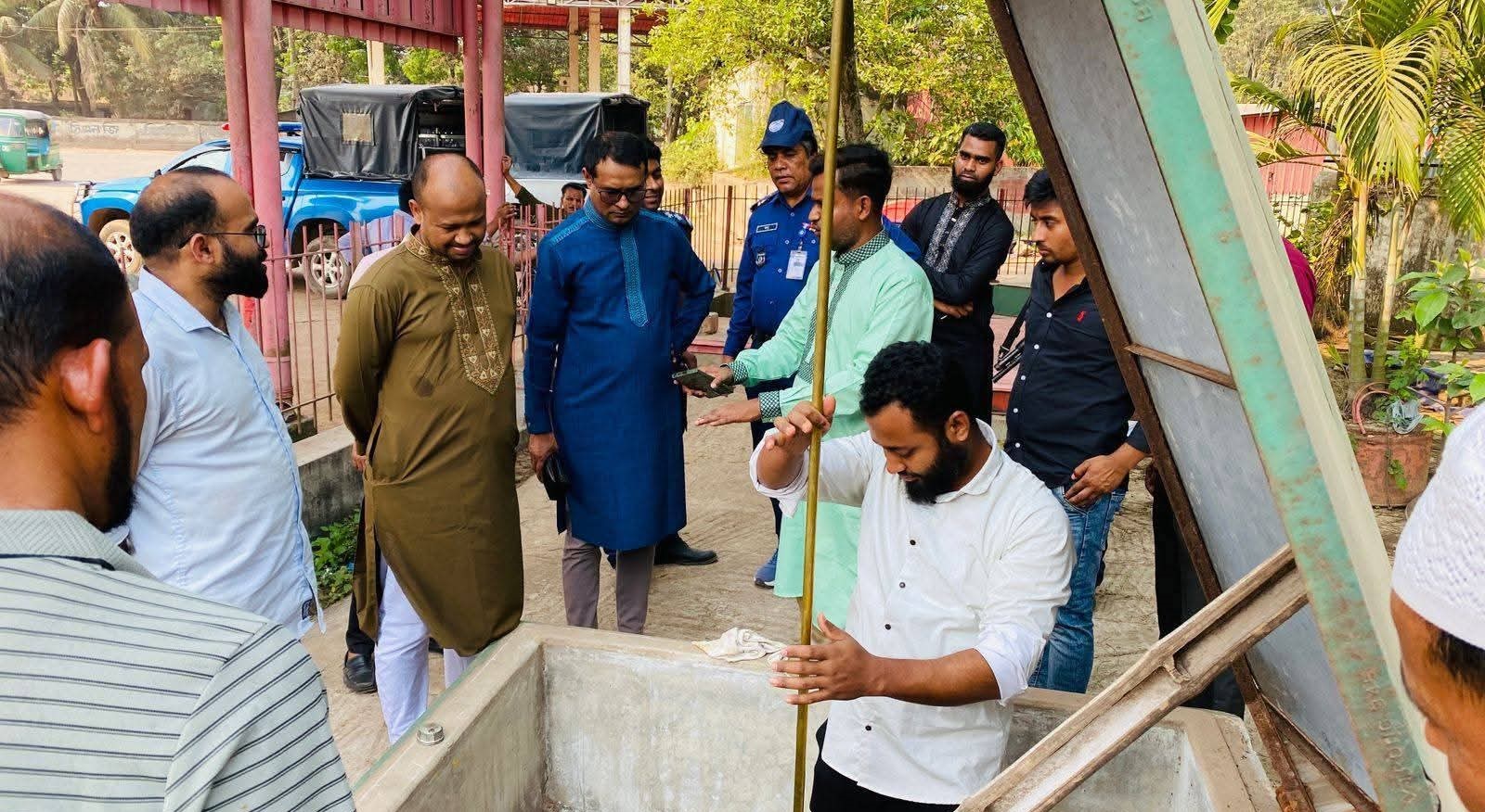 দেবিদ্বারে তেল সংকটের মধ্যেই ফিলিং স্টেশনে মজুদ উন্মোচন, ভ্রাম্যমান আদালতের অভিযান
