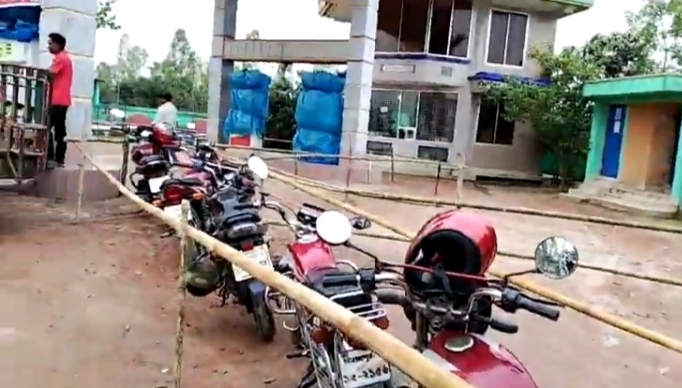 খানসামায় জ্বালানি তেলের কৃত্রিম সংকট রোধে প্রশাসনের কঠোর নজরদারি