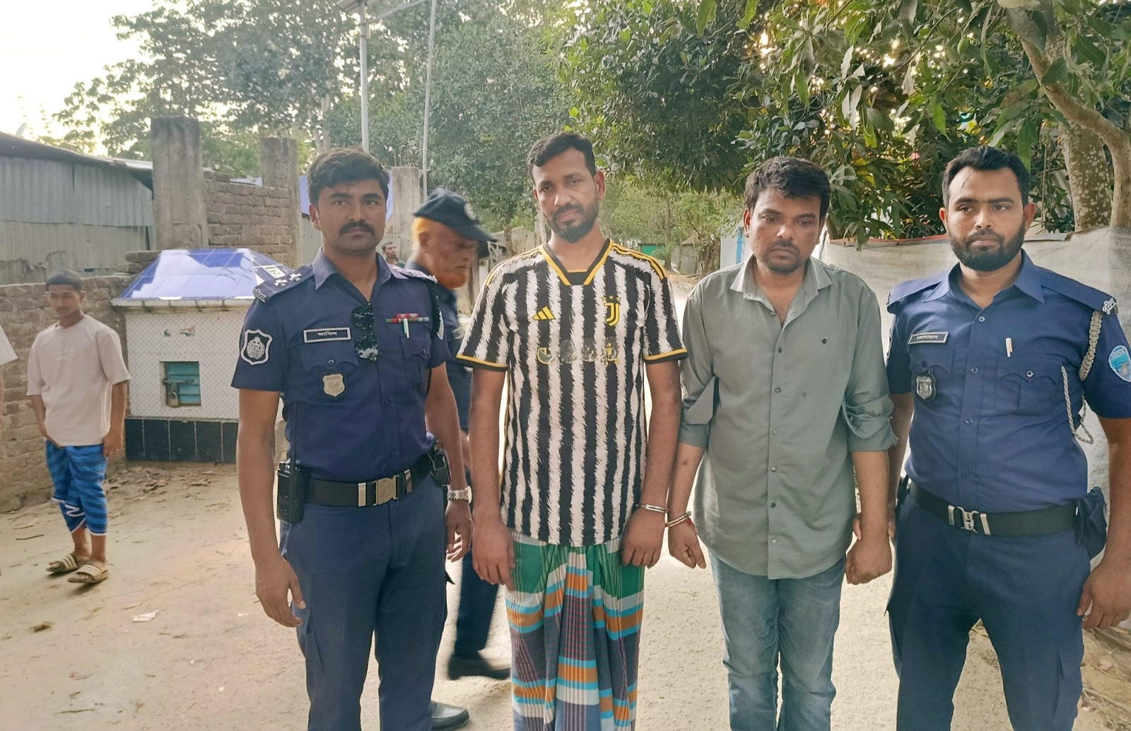 মুরাদনগরে মোবাইল কোর্টের অভিযান: দুই মাদকসেবীর ৩ মাসের বিনাশ্রম কারাদণ্ড