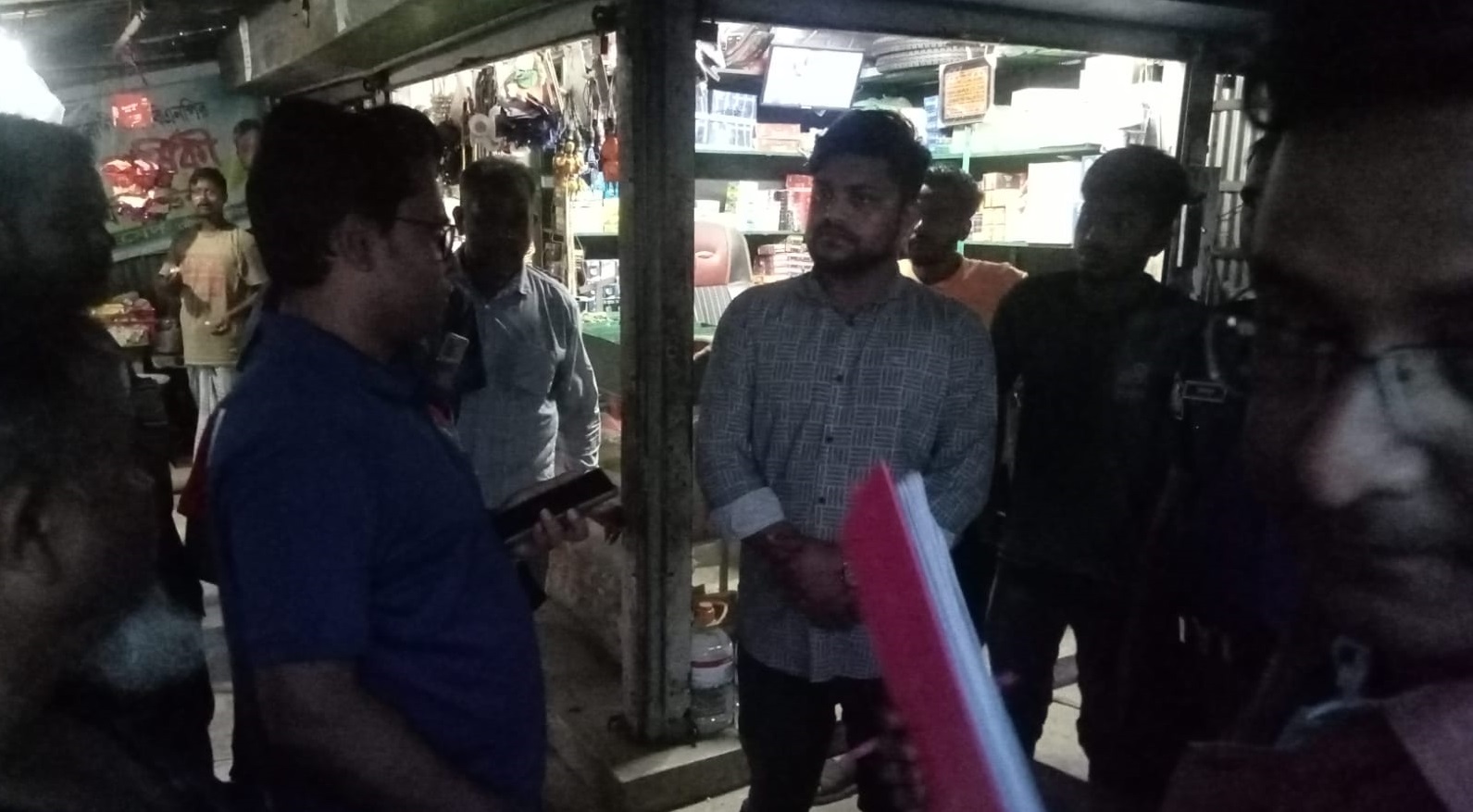 কালিয়াকৈরে জ্বালানি তেলের দোকানে অভিযান, ২০হাজার টাকা জরিমানা